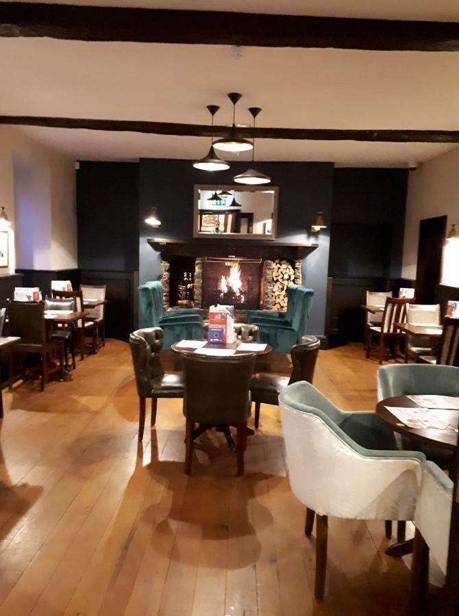The George Hotel Wetherspoon 브레컨 외부 사진